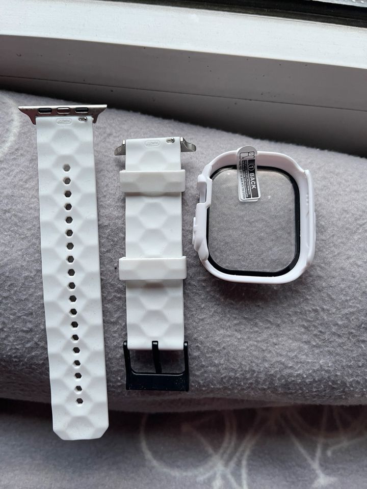 Apple Watch Ultra 2 Case + Armband in Essen