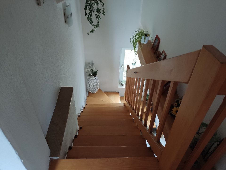 Familienwohnung auf 2 Ebenen mit Balkon, viel Platz und Komfort in Wickede (Ruhr) in Wickede (Ruhr)
