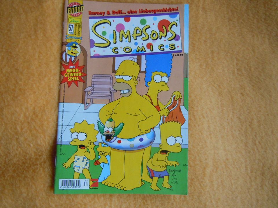 Simpsons Comics 55 2001, 57 2001 mit Stickerposter  Comic-Heft RA in Aachen