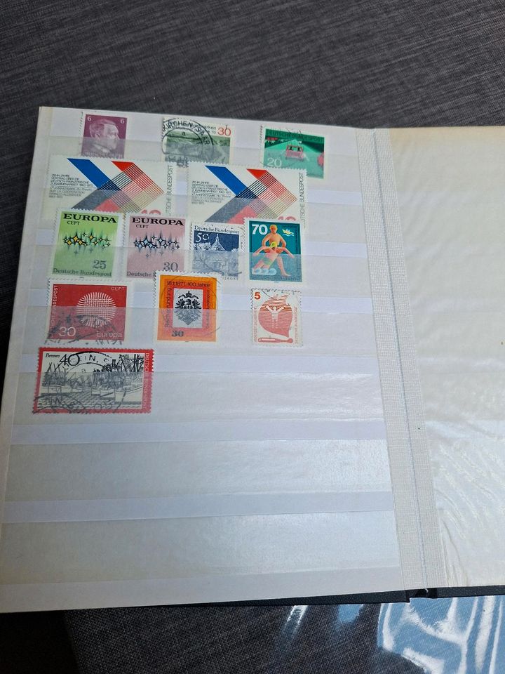 Briefmarken  Sammlung in Blaibach