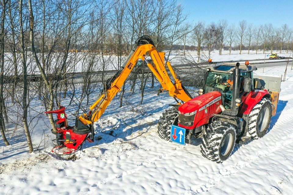 Ufkes Greentec Forestcutter 300 Fällgreifer Baggeranbau in Sundern (Sauerland)