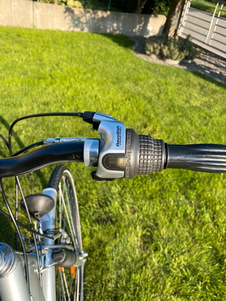 Herren, Damen Fahrrad. in Hemau