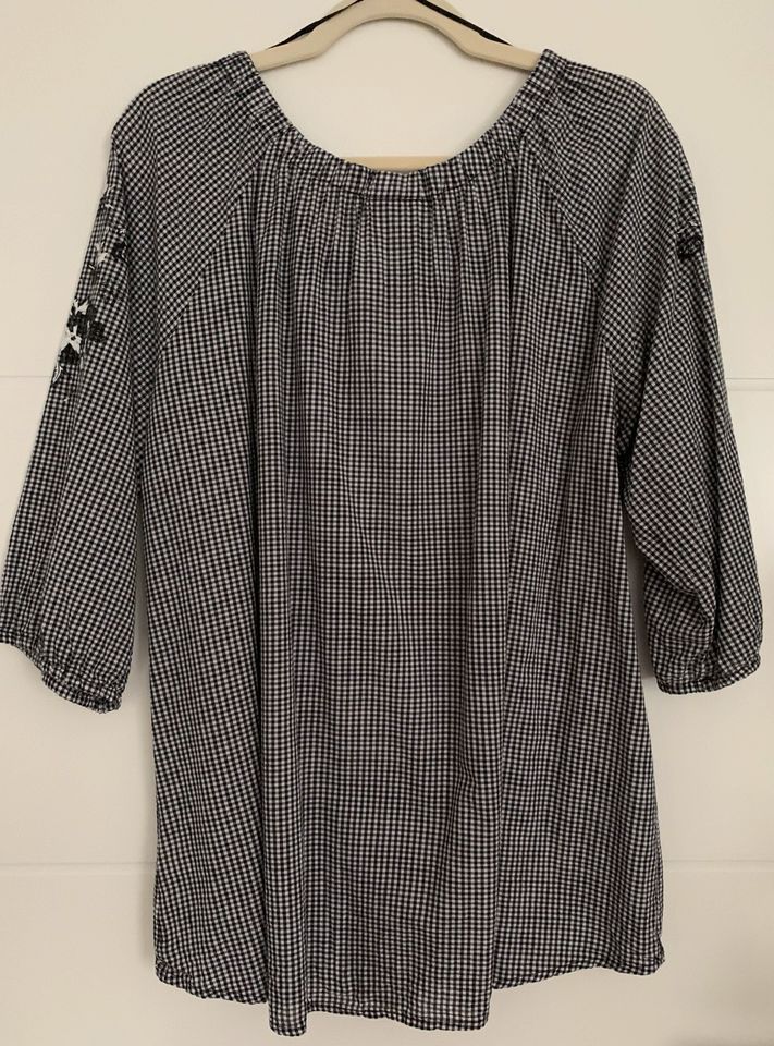 Damen Bluse von Gina schwarz/weiß in Gr.46 in Haddorf