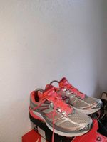 Saucony Damen Laufschuhe Grösse 42 NP149 Berlin - Mitte Vorschau