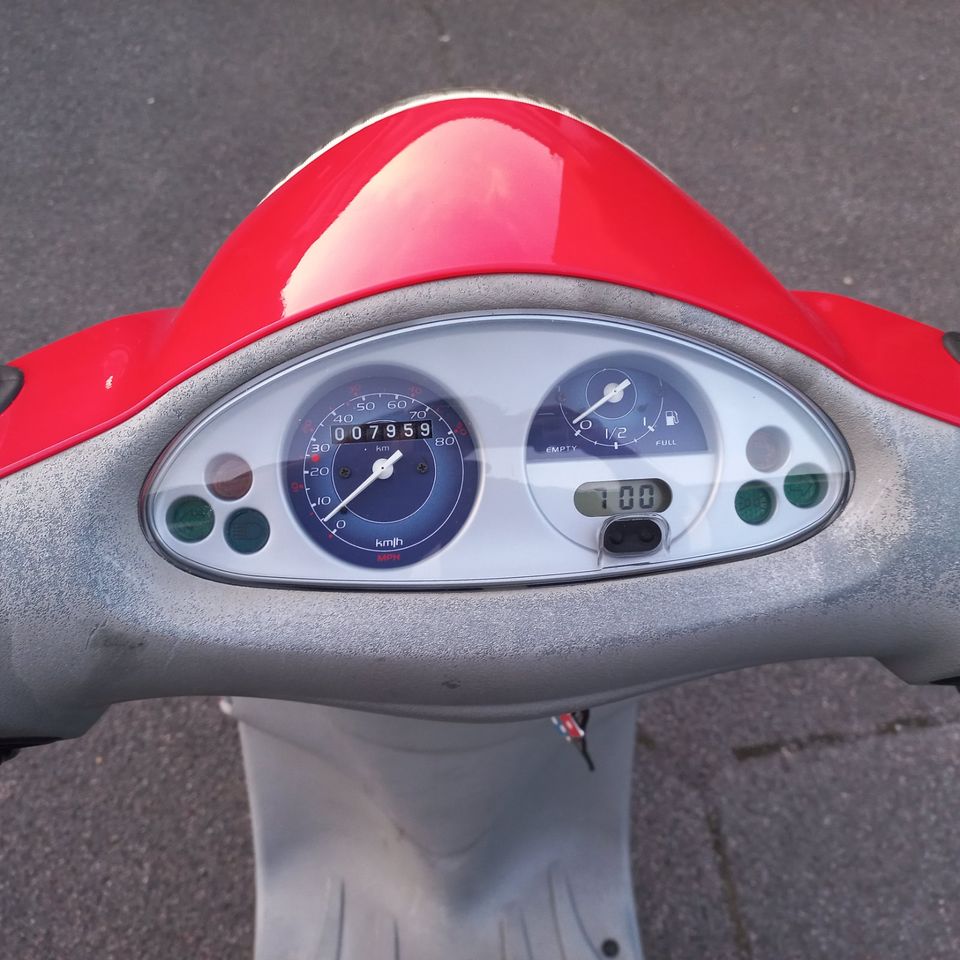 Roller  Piaggio Fly 50 4T 2007 *Lightning McQueen* in Aachen