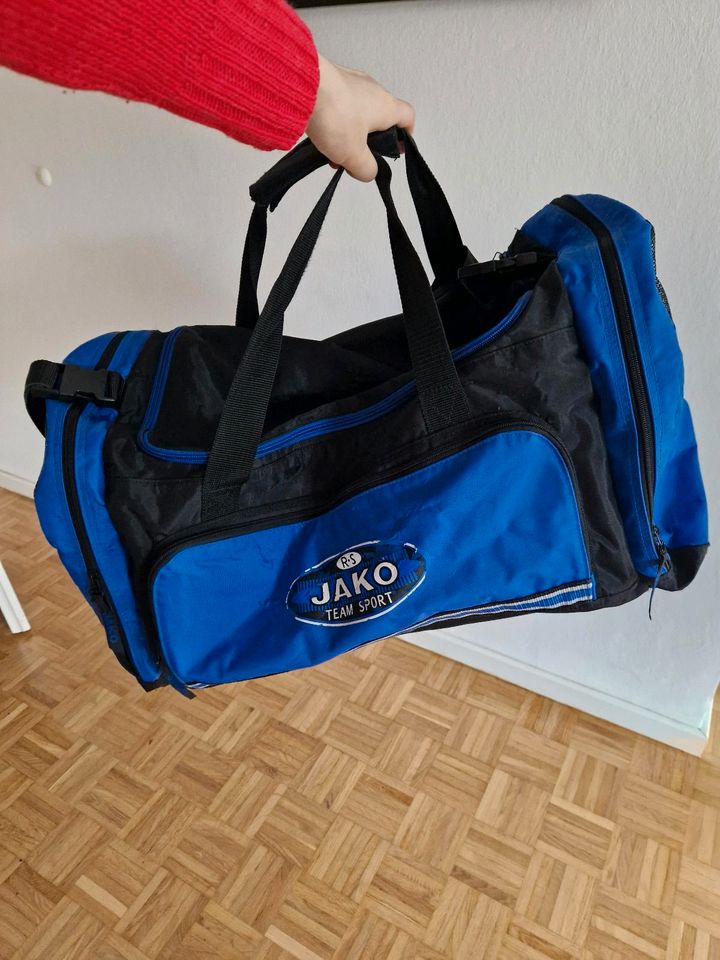 Sporttasche / Reisetasche von Jako, 63x33x30 cm in München