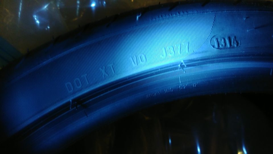 2x Pirelli P Zero 235/35 ZR 19 N2 87Y - DOT 13/14 (nie montiert) in Berlin