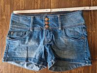 Only Damen Jeansshorts Sommer kurze Hose M 38  blau Leipzig - Engelsdorf Vorschau