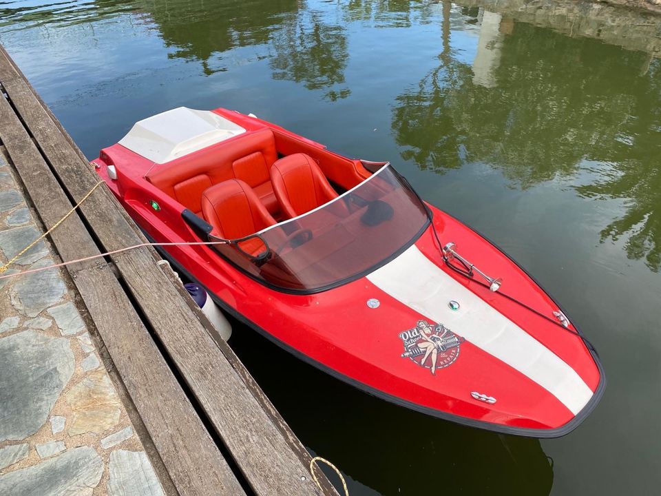 Motorboot Shakespeare mit Trailer 120PS MerCruser - no Rib - Top in Troisdorf