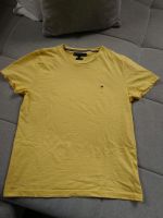 Tommy Hilfiger T-Shirt / gelb gr: M (wie Neu) Niedersachsen - Leer (Ostfriesland) Vorschau