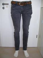 Zara Jeans schwarz EUR 44 / Gürtel Leder braun Bayern - Würzburg Vorschau