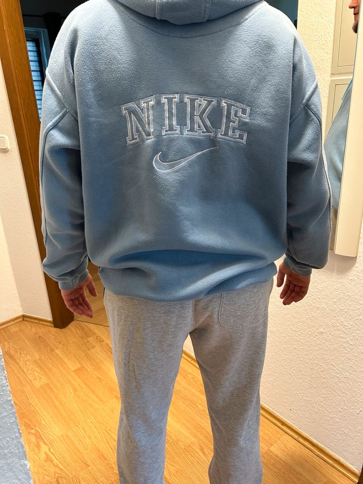 Nike Vintage Sweatshirt oversized in Gelsenkirchen