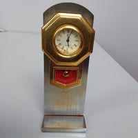 Miniatur Uhr 2-teilig Stand-Uhr mit Pendel, Quartz, Zeiger lose Berlin - Neukölln Vorschau