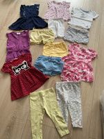 13 teile Kleider kurze Hosen tshirts jumpsuit  gr 74 und 80 Bochum - Bochum-Mitte Vorschau