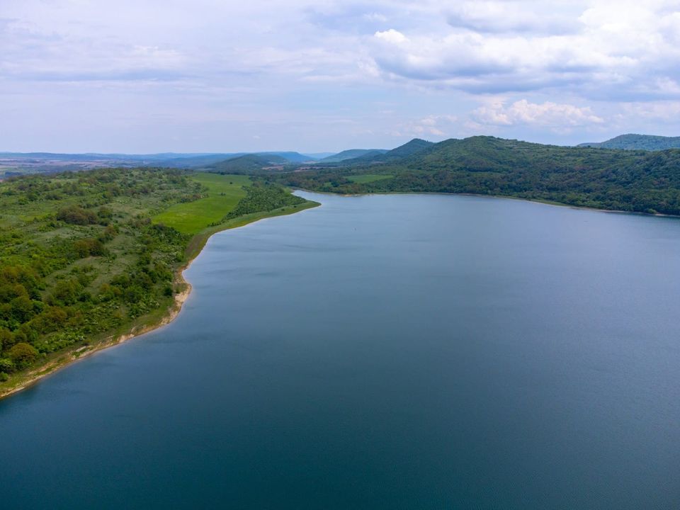 Grundstück am See in Bulgarien in Wiesbaden