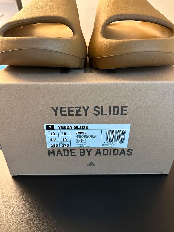 Yeezy Slide Ochre US 10 | EU 44,5 in Augsburg