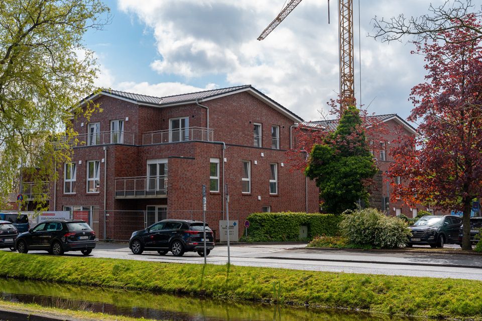 Wohnen am Wasser - Ihre Chance auf eine individuelle Obergeschosswohnung in Papenburg! in Papenburg