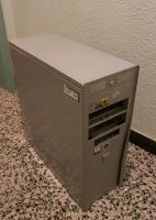 Massives PC Computer Gehäuse 10kg 25 Jahre alt & Platine Fujitsu Bayern - Hof (Saale) Vorschau