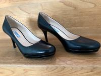 Original Prada Pumps Schuhe schwarz neu Bayern - Kallmünz Vorschau