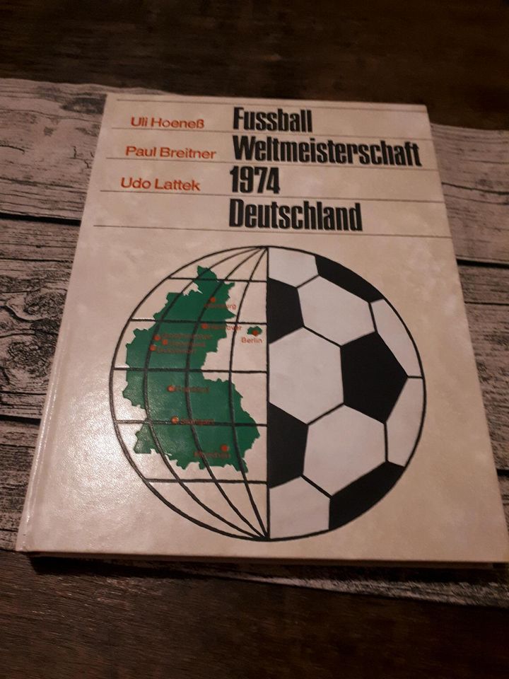 Fußball WM 1974 Buch Signiert Paul Breitner Uli Hoeneß in Dillingen (Saar)