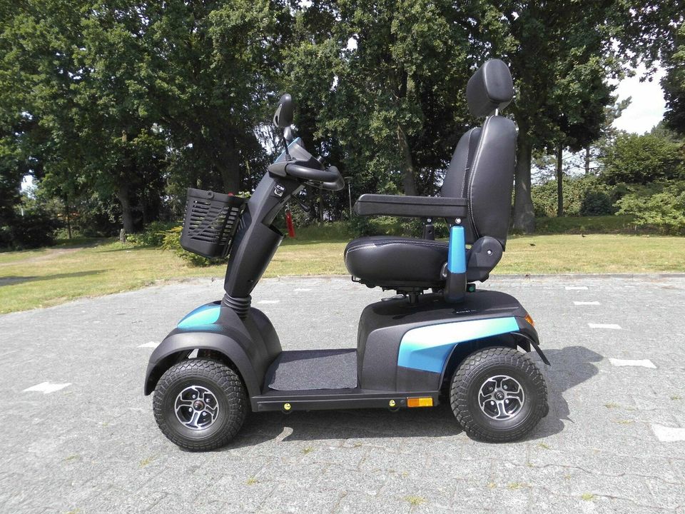 Elektromobil Scooter Krankenfahrstuhl Invacare Comet Pro in Schüttorf