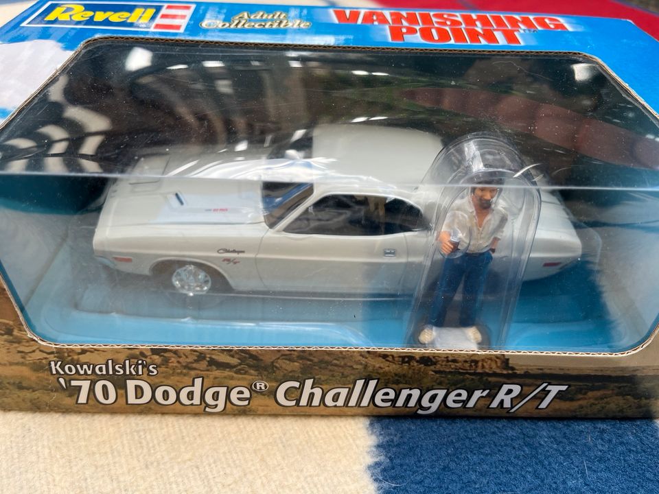 Kowalski‘s 70 Dodge Challenger Modell Revell 1:25 in Waldenburg