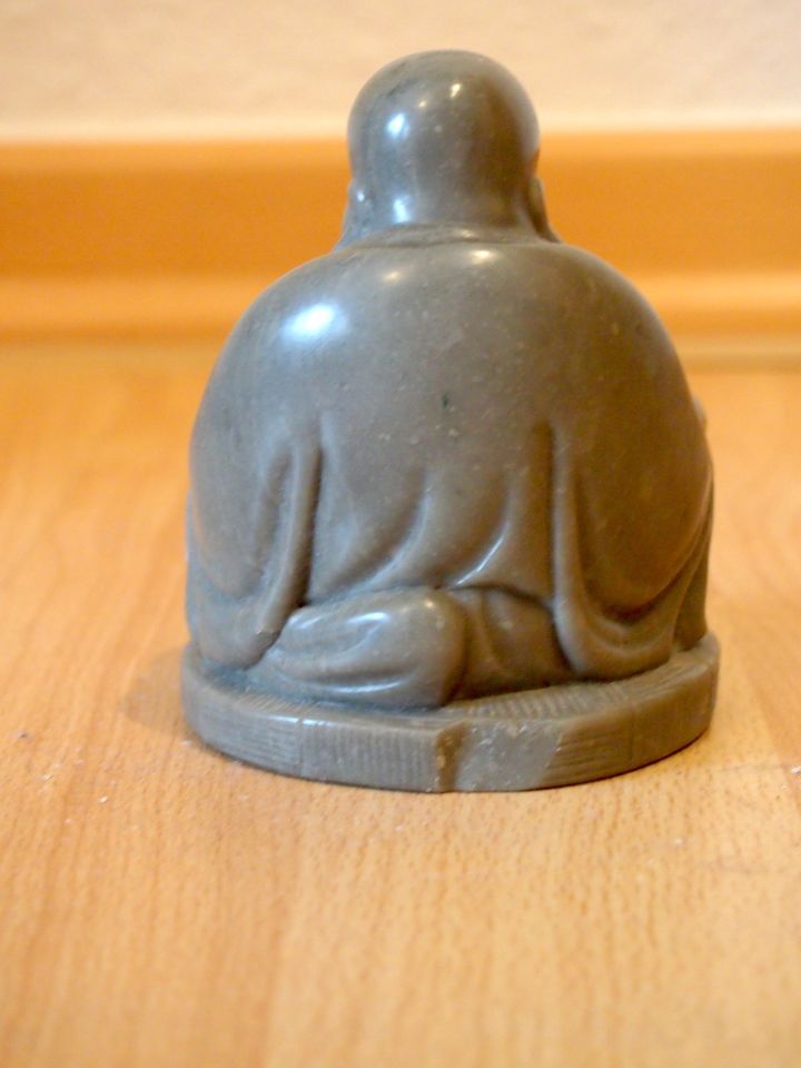 Buddha sitzend - Material Onyx / Stein in Köln