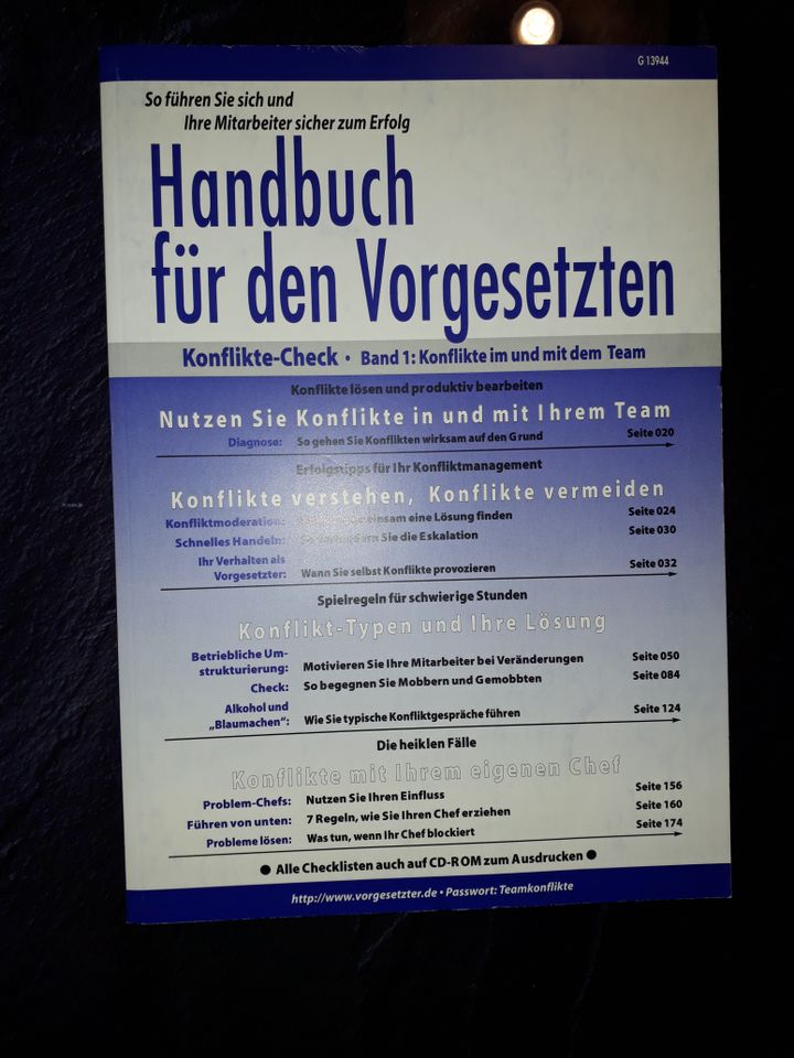 Handbuch für den Vorgesetzten mit 3 CD`s in Kleinblittersdorf