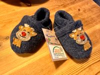 Baby Walkschuhe Hüttenschuhe Hausschuhe Pantoffeln Schurwolle Nordrhein-Westfalen - Hennef (Sieg) Vorschau