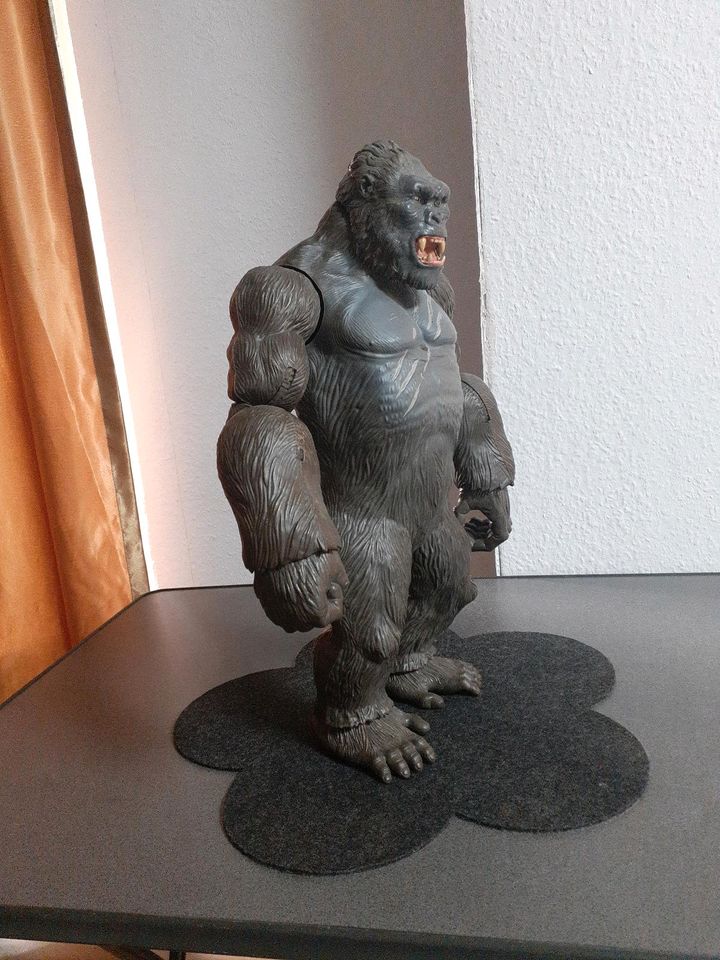 King kong spielfigur in Gelsenkirchen