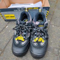 Sicherheitsschuhe Gr 36 Arbeitsschutzschuhe Sachsen - Radeburg Vorschau