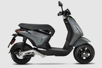 Piaggio 1 + inkl. entnehmbarer Akku, LED, Keyless Go Baden-Württemberg - Esslingen Vorschau