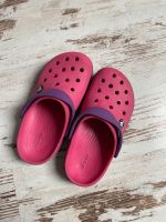 Kinder Schuhe Crocs Pantoletten Größe 30/31 Mecklenburg-Vorpommern - Priepert Vorschau