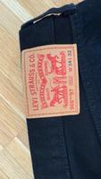 Levi’s 565  Jeans 34 x 32 in Schwarz, neu Hessen - Butzbach Vorschau