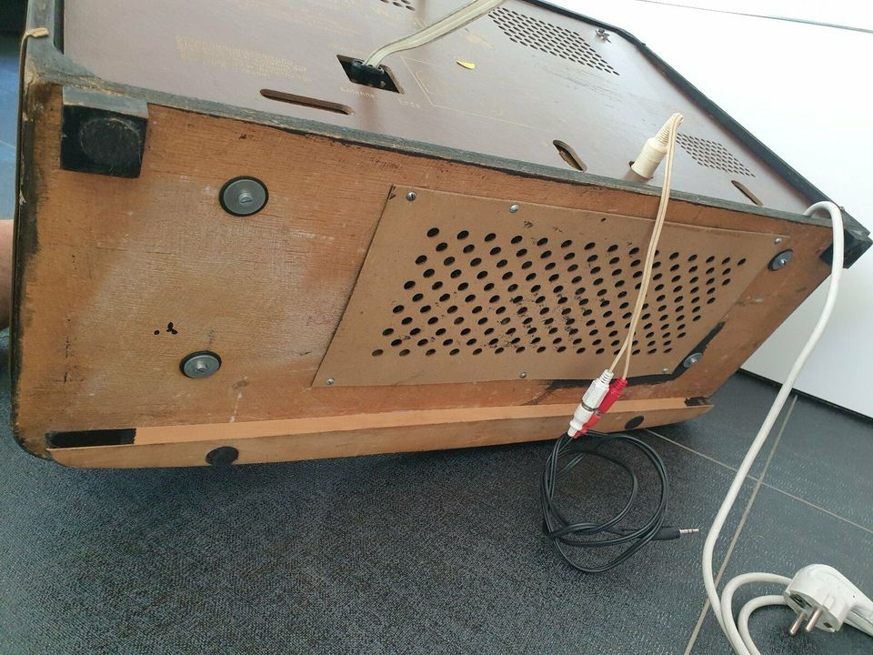 Grundig Radio 3035 3D, voll restauriert, 50er Jahre, mit Klinke in Rückersdorf