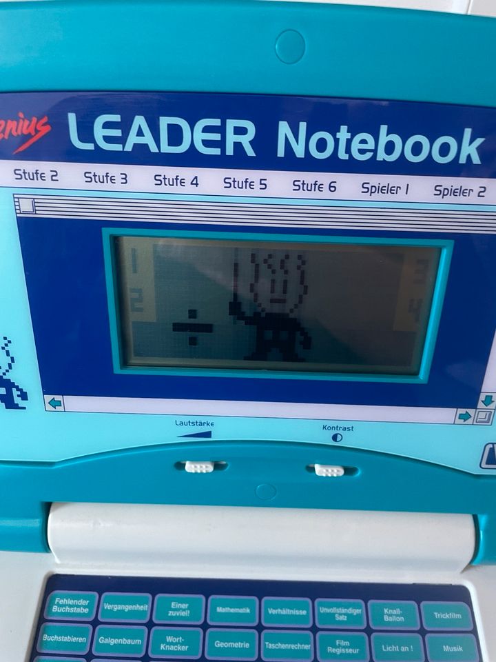 V Tech Leader Notebook Plus ab 7+ Retro Spielkonsole Lerncomputer in Babenhausen