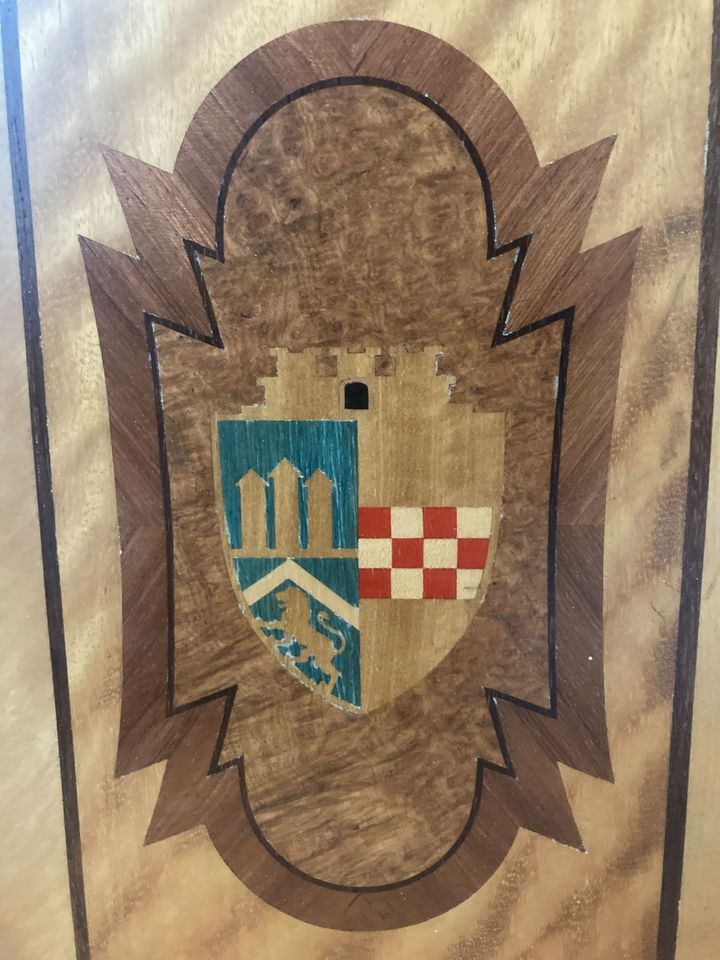 Ludwig Hohlwein Holz Intarsien Bier - besser als Blechschild in Aiglsbach