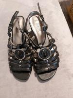 NEUWERTIGE  LEDER  SANDALEN   GR.37 Saarland - Püttlingen Vorschau