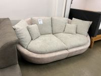 Big-Sofa Sofa cremeweiß / grauweiß mit Kissen Hochwertig 999€ Hessen - Marburg Vorschau