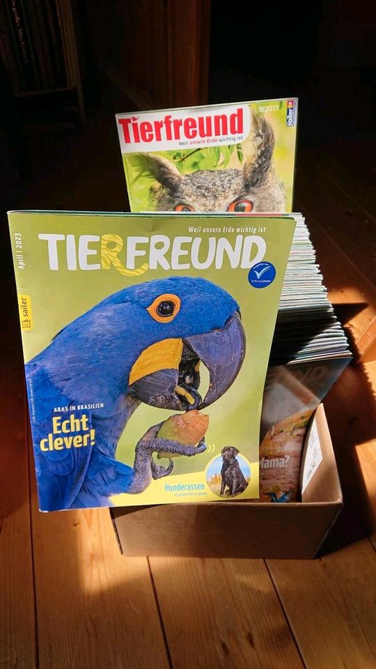86 Stück Tierfreund Kinder/Jugendzeitschrift komplett mit Postern in Dresden