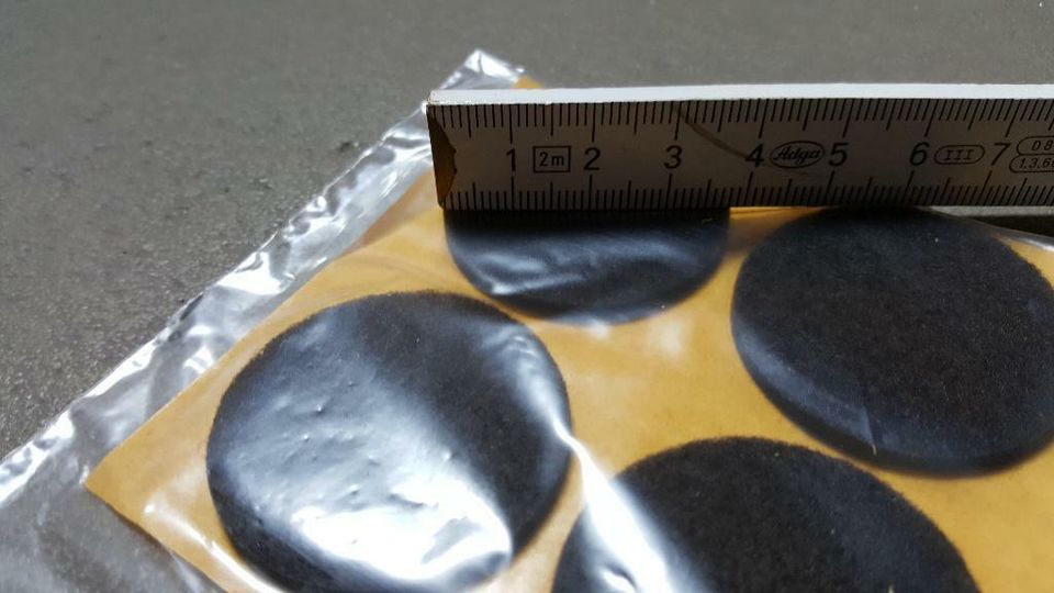 Filzgleiter rund Ø 38 mm schwarz selbstklebend 3,5mm dick 20 Pac in Düsseldorf