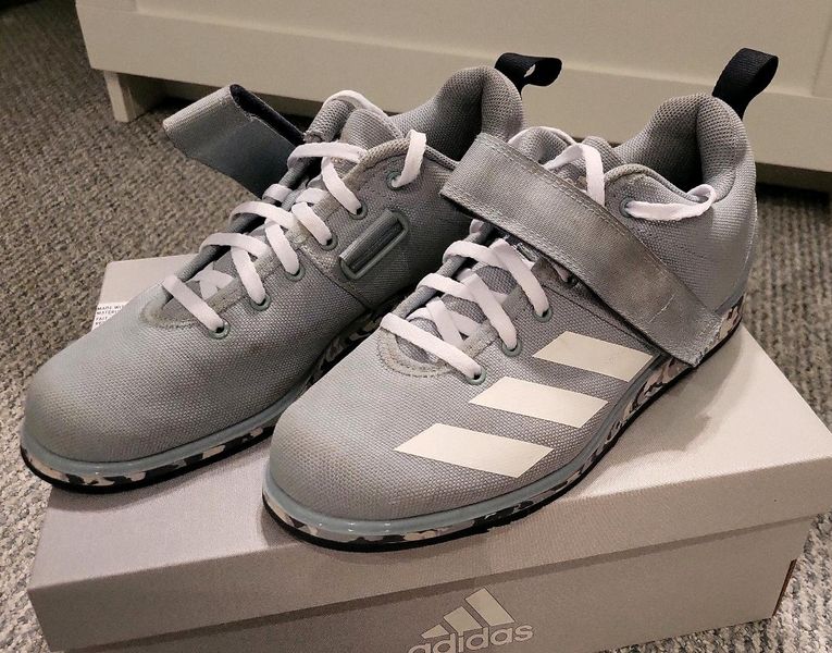 Adidas Powerlift 4 Weightlifting Gewichtheber Schuhe Gr.40 ⅔* in Sachsen -  Eibau | eBay Kleinanzeigen ist jetzt Kleinanzeigen