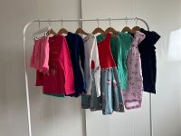 Kleiderpaket Sommer Shorts, Shirts, Kleid, Jumpsuit 122 Niedersachsen - Ribbesbüttel Vorschau