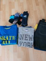 neuwertige T-Shirts, Sweats, Jeans u.a. ab Gr. 152/164 Nordrhein-Westfalen - Moers Vorschau