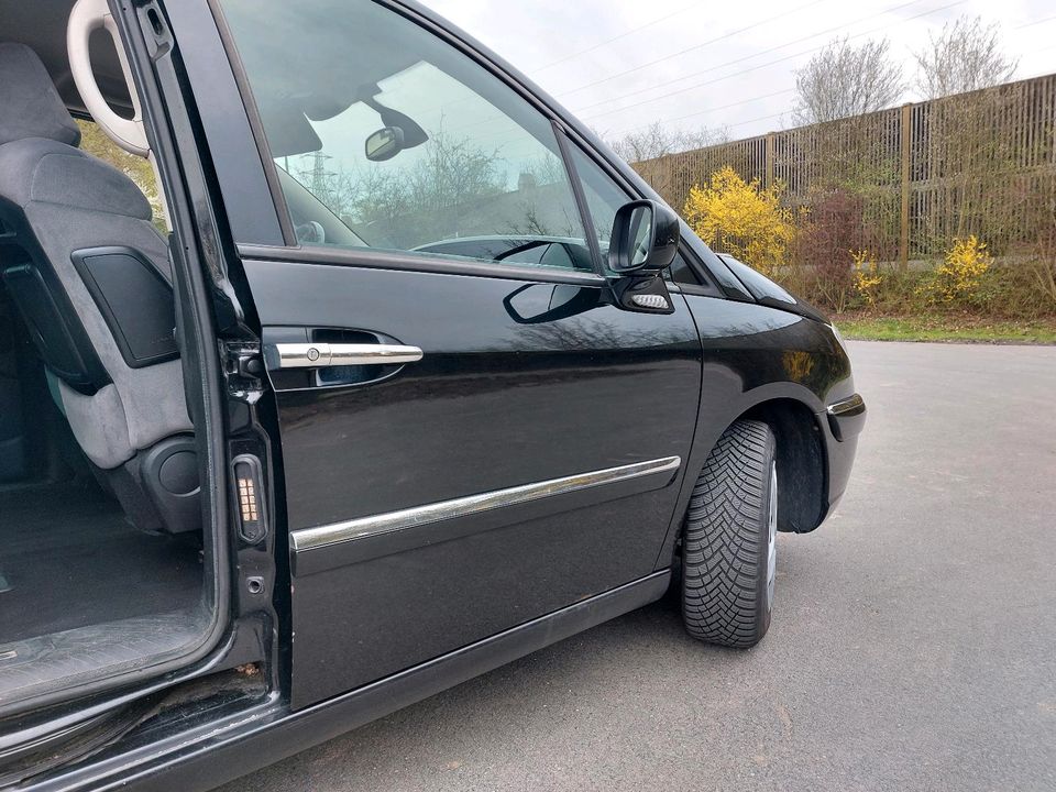 Familien-Van mit viel Platz CITROËN C8 2.0 HDi Diesel Schiebetür in Lichtenfels