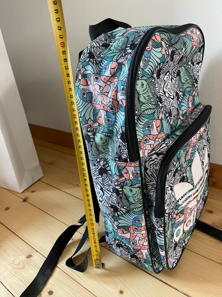 Adidas Rucksack in Wiesbaden