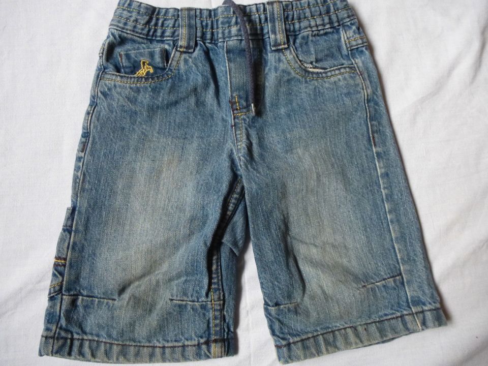 2 Shorts, kurze Hosen Gr. 98 je 3,00 in Weyhe