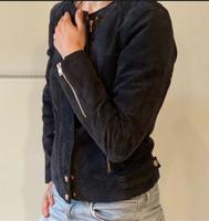 Only Damen Jacke Lederjacke Echtleder rauh 34 S blau Gold Sachsen-Anhalt - Bismark (Altmark) Vorschau