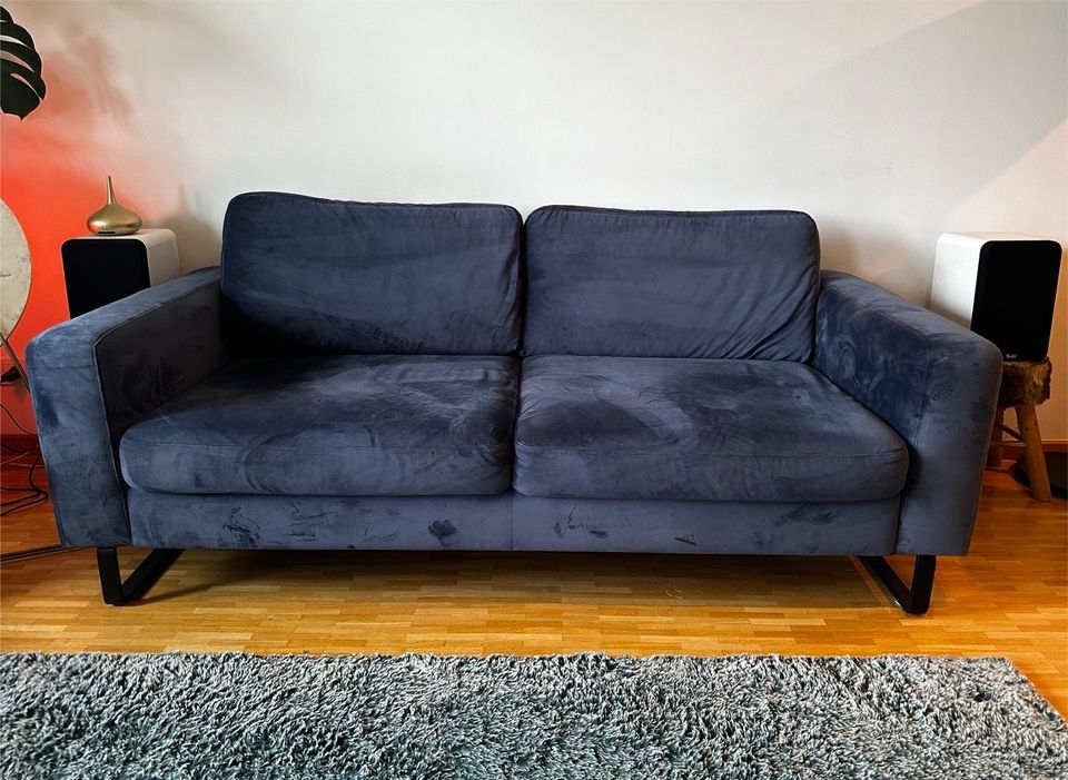 Designer-Couch, 2,5-Sitzer Velvet/Samt mit 2 Kissen in München