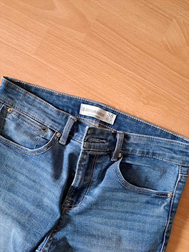 Stradivarius Jeans Gr. 38 in Dortmund